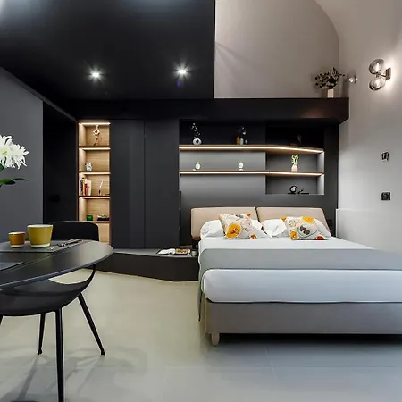 Bedda, Tiny Catânia